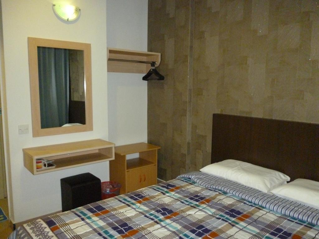 G Six Hotel Sitiawan Quarto foto